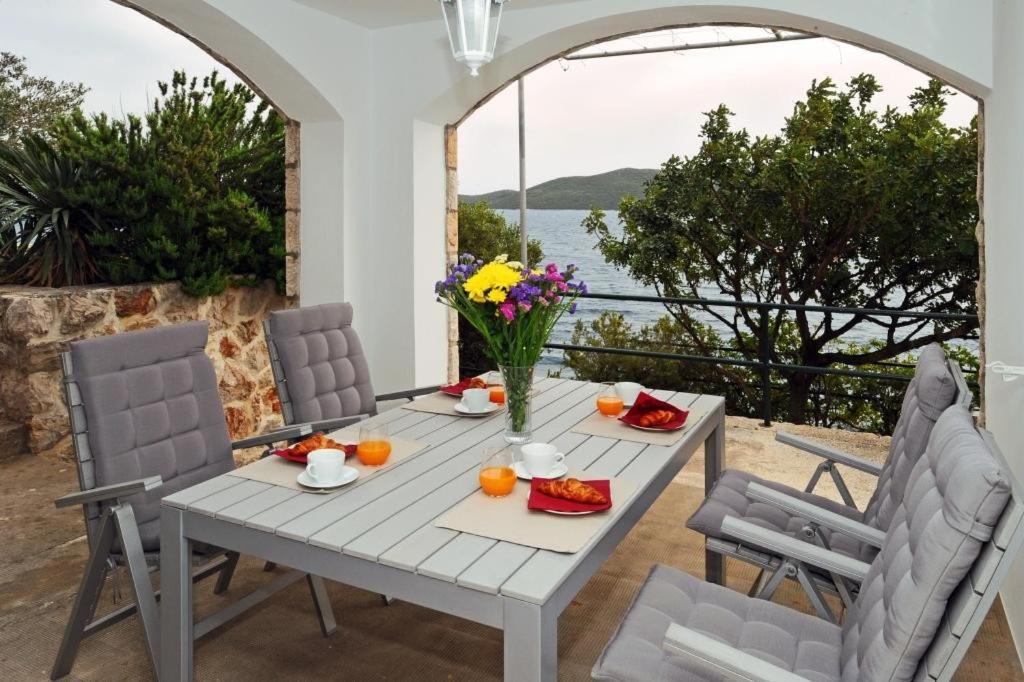 Holiday Home Odiseja Slano Esterno foto